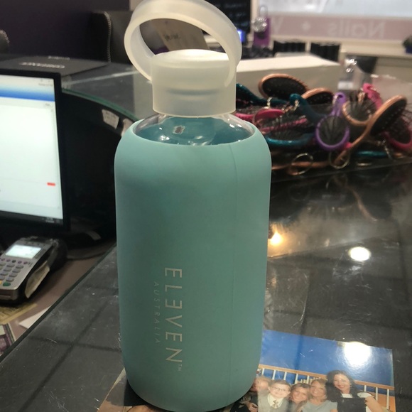 Water bottle brand new I have six of these - Picture 1 of 1